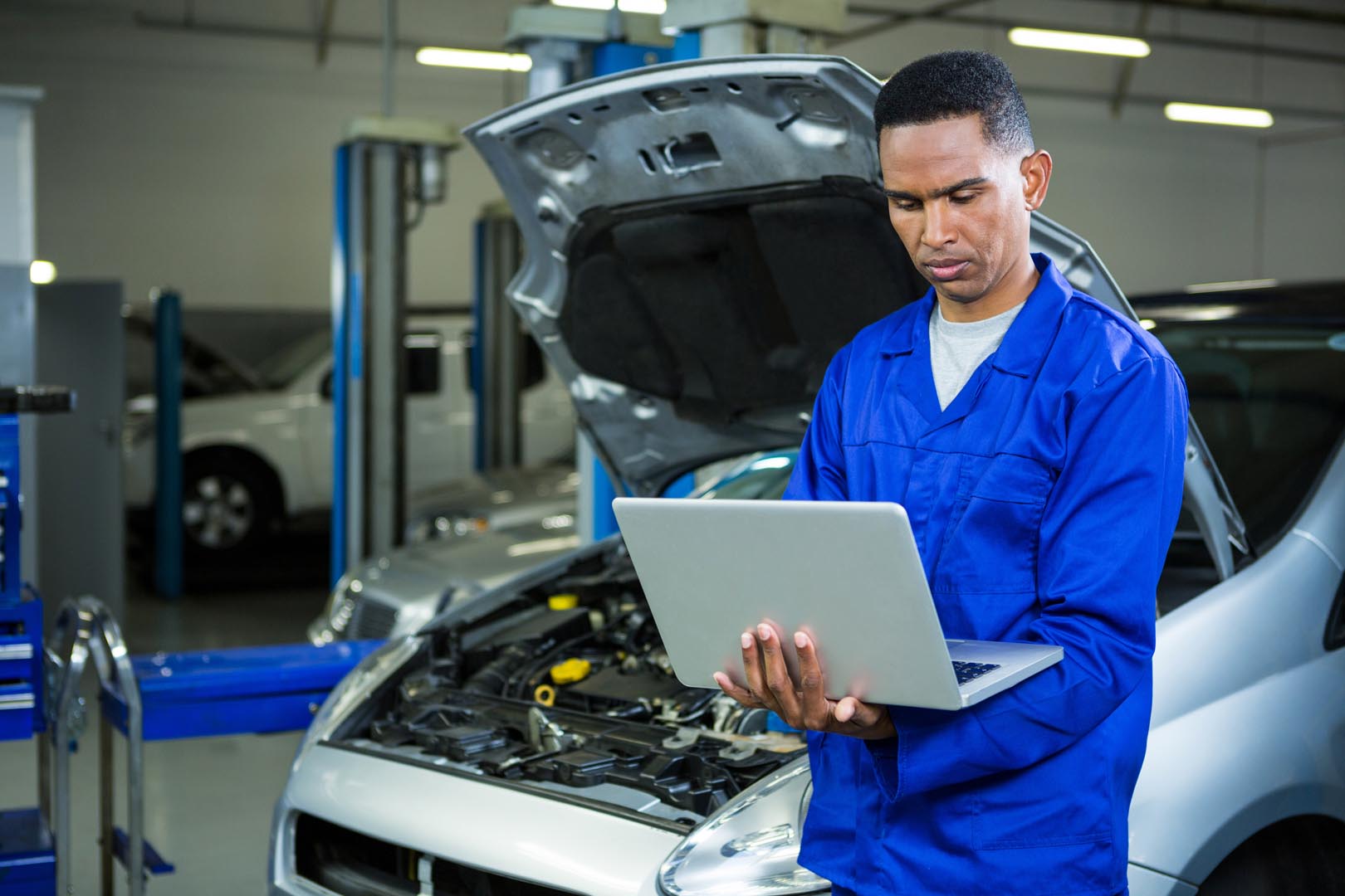 Auto Shop Computer Setup Software Solutions for Independent Auto Workshops - VEE R Creative ...